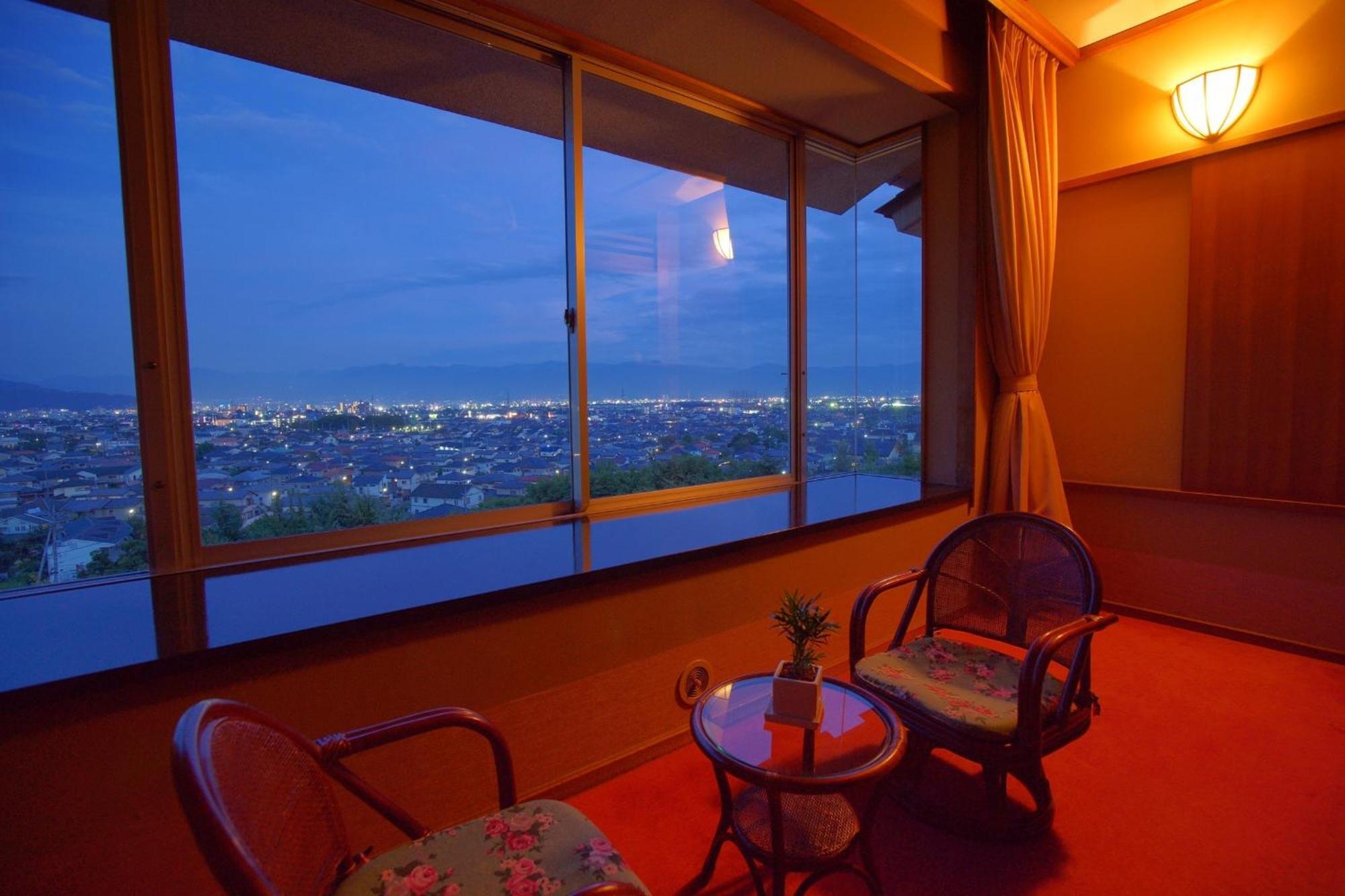 Hotel Kaminoyu Onsen Kai Rum bild