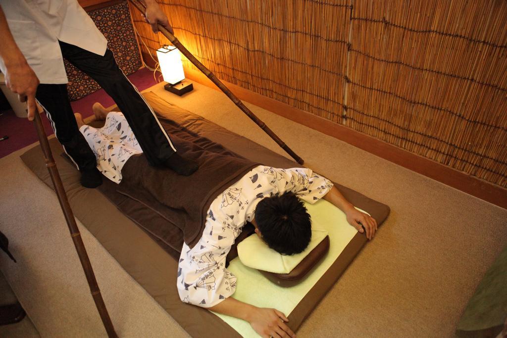 Hotel Kaminoyu Onsen Kai Exteriör bild