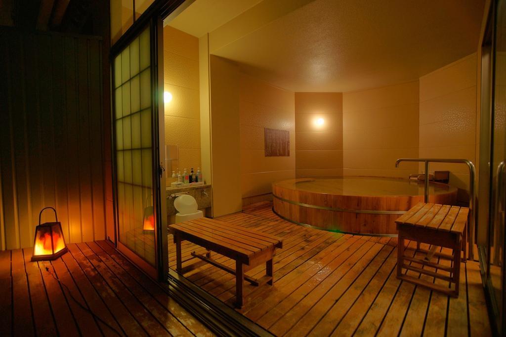 Hotel Kaminoyu Onsen Kai Exteriör bild