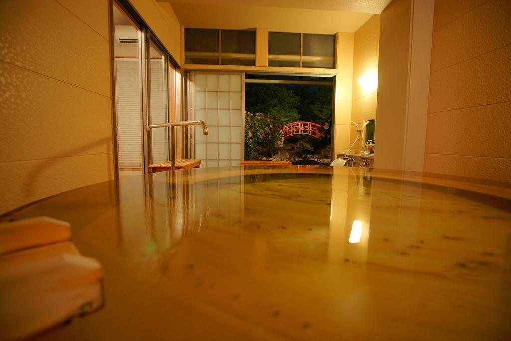 Hotel Kaminoyu Onsen Kai Exteriör bild